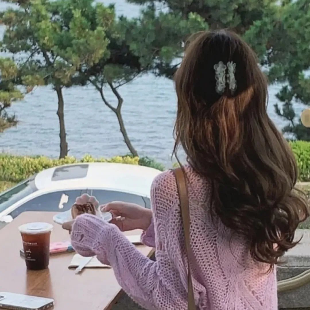 10号舱里的女人